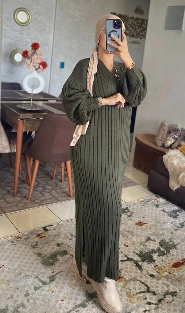 Robe avec manch bouffante Tissu la lain