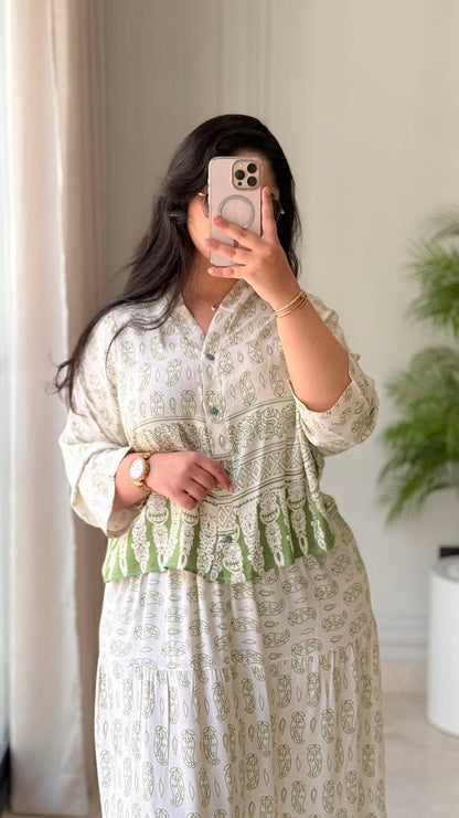 Ensemble Jupe + Chemise en tissu Le lin