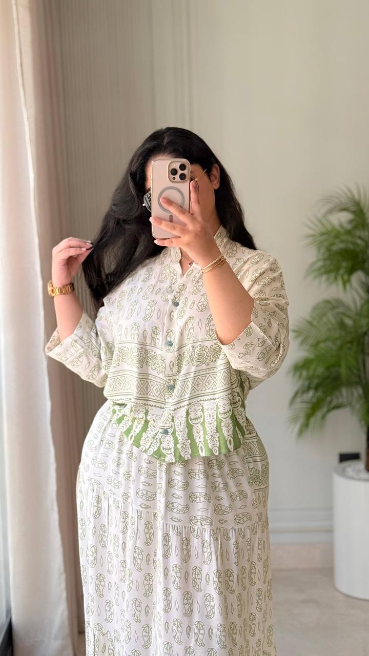 Ensemble Jupe + Chemise en tissu Le lin